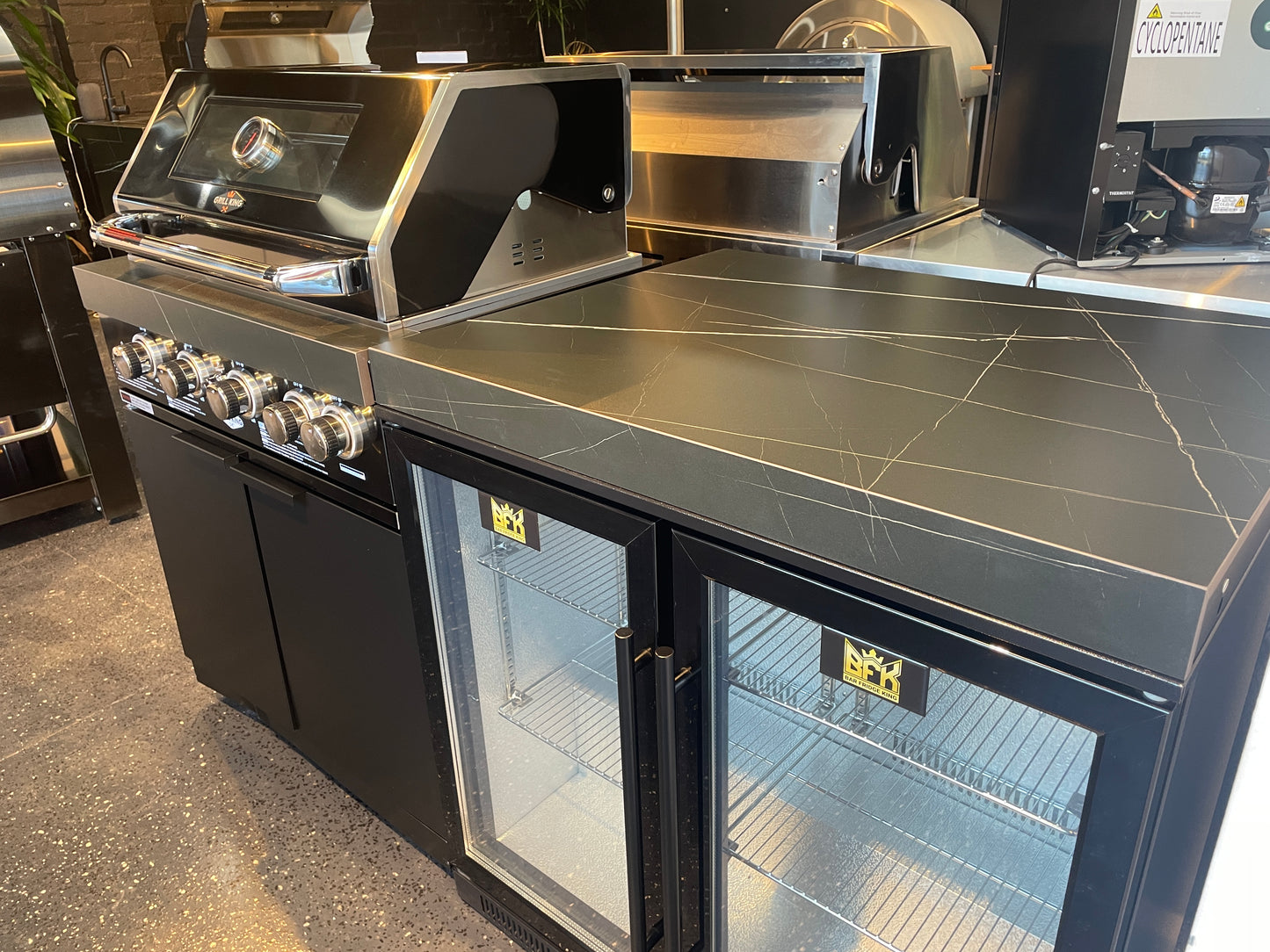 Floor Stock Rockpool Black 4B Outdoor BBQ Kitchen inc Sintered Stone Benchtop & Aluminium Cabinetry