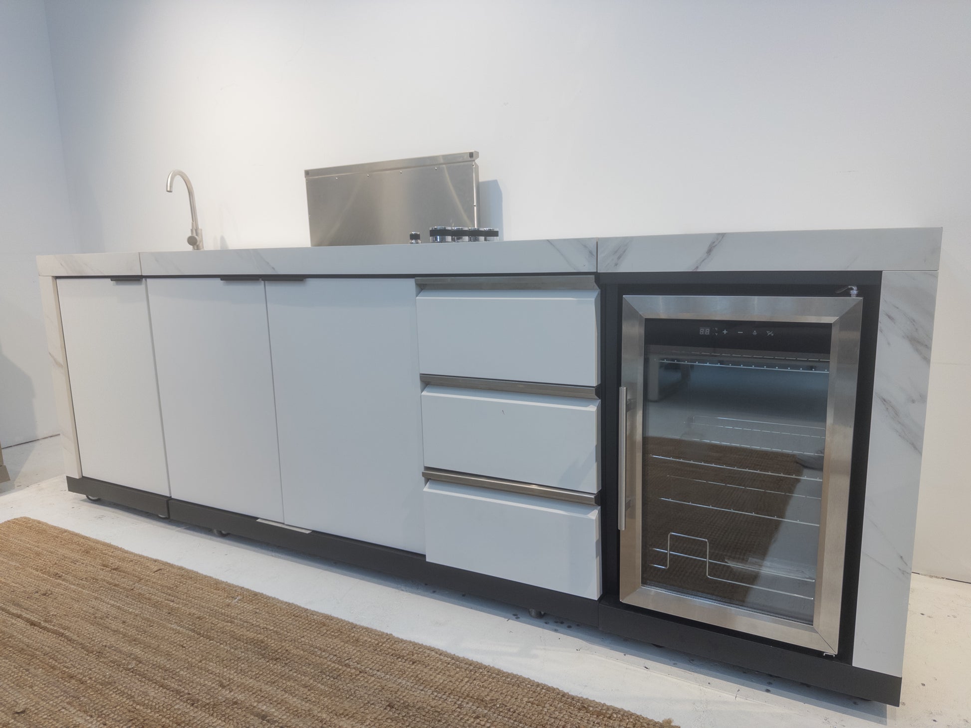 FLAT HOOD White Stone 4B Drop In BBQ Kitchen Package with Stone Benchtops, Hampton Waterfall Design