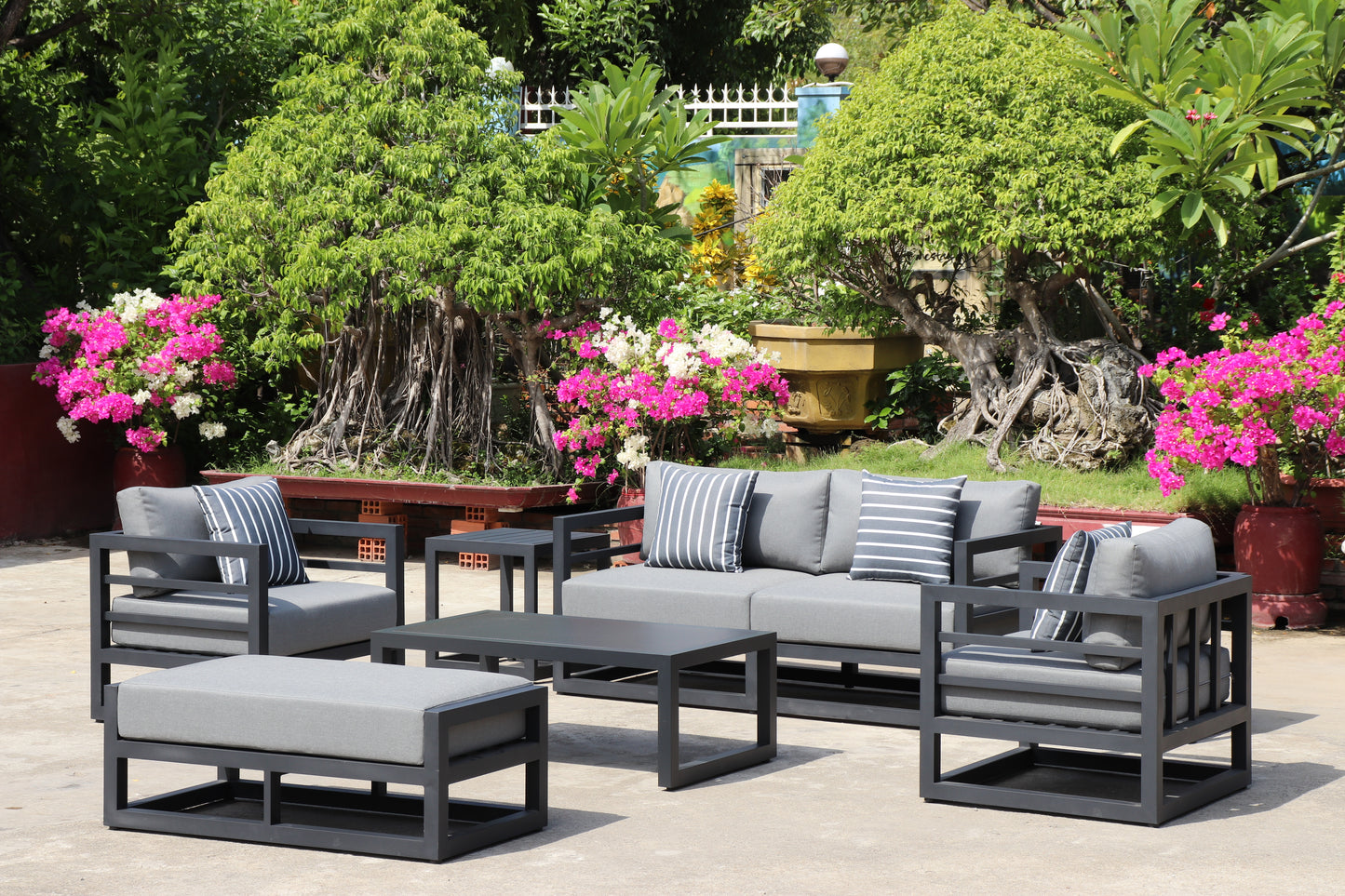 7 Piece Charcoal Aluminium Hampton Style Outdoor Furniture Lounge Set Weather Resistant 3 Seater, 1+1 + Coffee Table & 2x Side tables