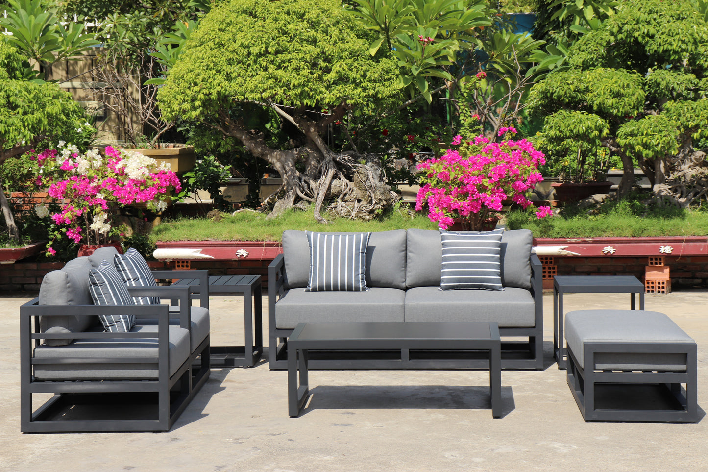 7 Piece Charcoal Aluminium Hampton Style Outdoor Furniture Lounge Set Weather Resistant 3 Seater, 1+1 + Coffee Table & 2x Side tables