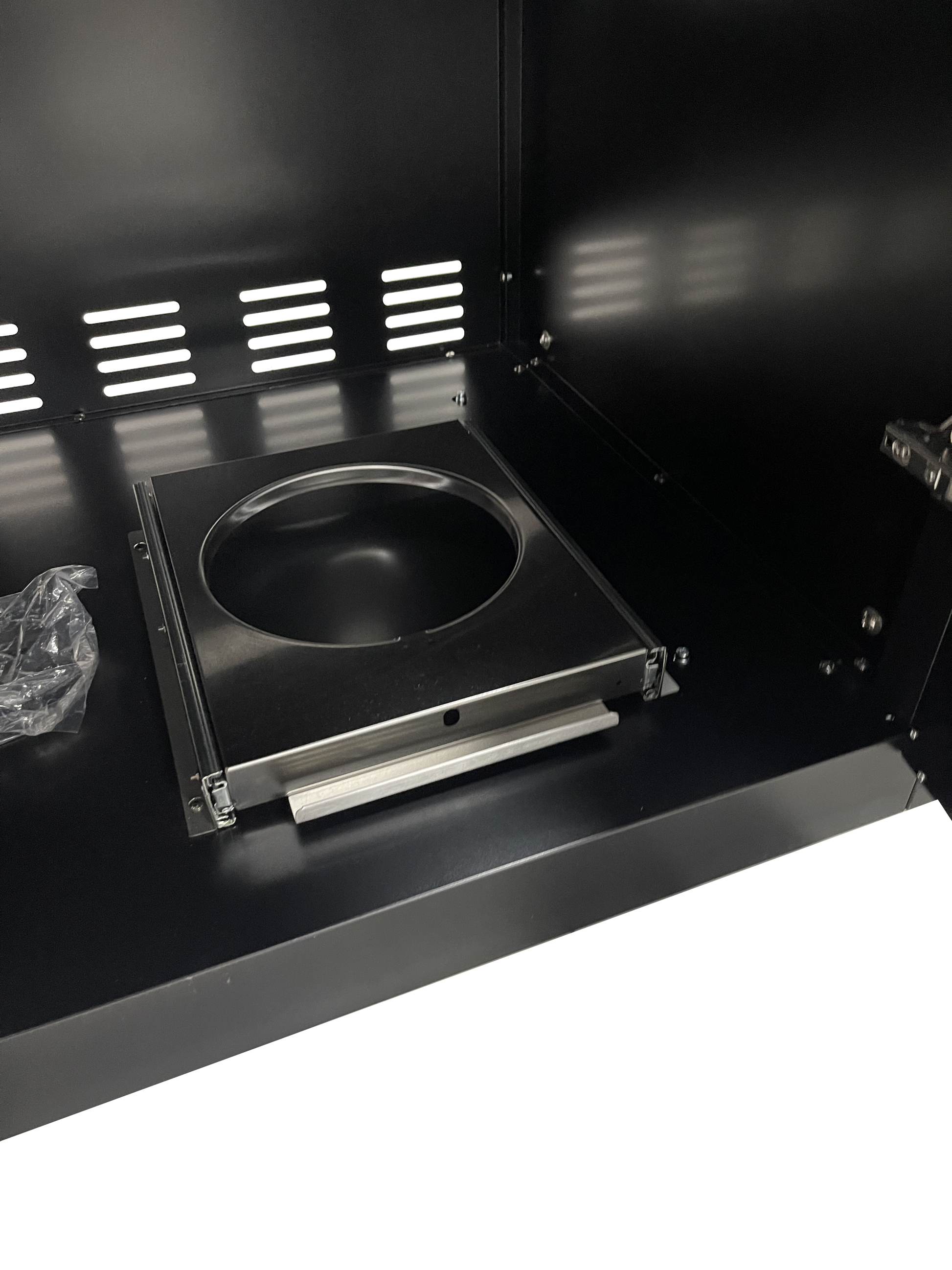 Grill King Signature Series Outdoor BBQ Kitchen Package – Rockpool Black Stone Bench-Top, Black Aluminium Cabinets | 4-Burner Built-In BBQ + Rotisserie + 150L Outdoor Fridge