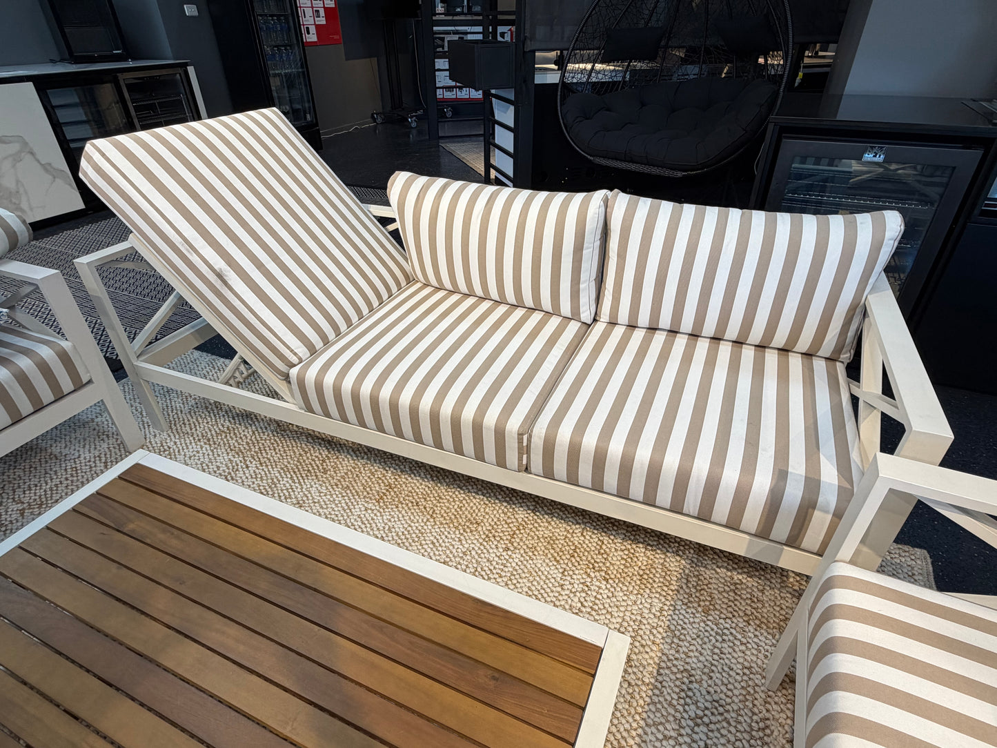 Floor Stock 5-Piece Modern Outdoor Lounge Furniture Set Inc 3-Seater Day Bed, Coffee Table, Side Table & 3+1+1