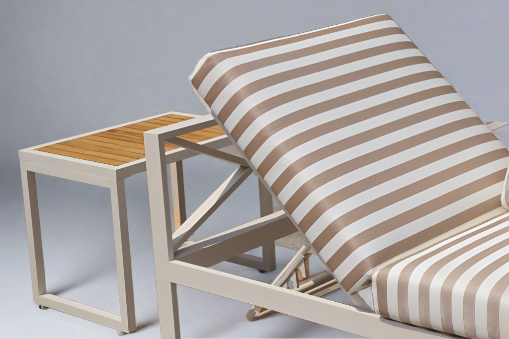 5-Piece Modern Outdoor Lounge Furniture Set Inc 3-Seater Day Bed, Coffee Table, Side Table & 3+1+1