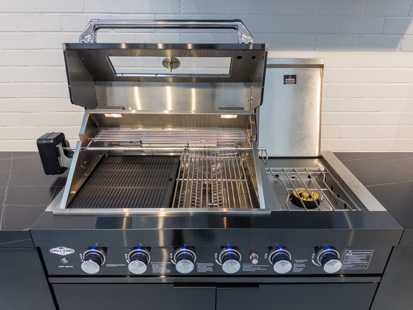 Floor Stock Rockpool Black 4B + Wok: Designer Black Outdoor BBQ Kitchen Package inc Fridge & Sink
