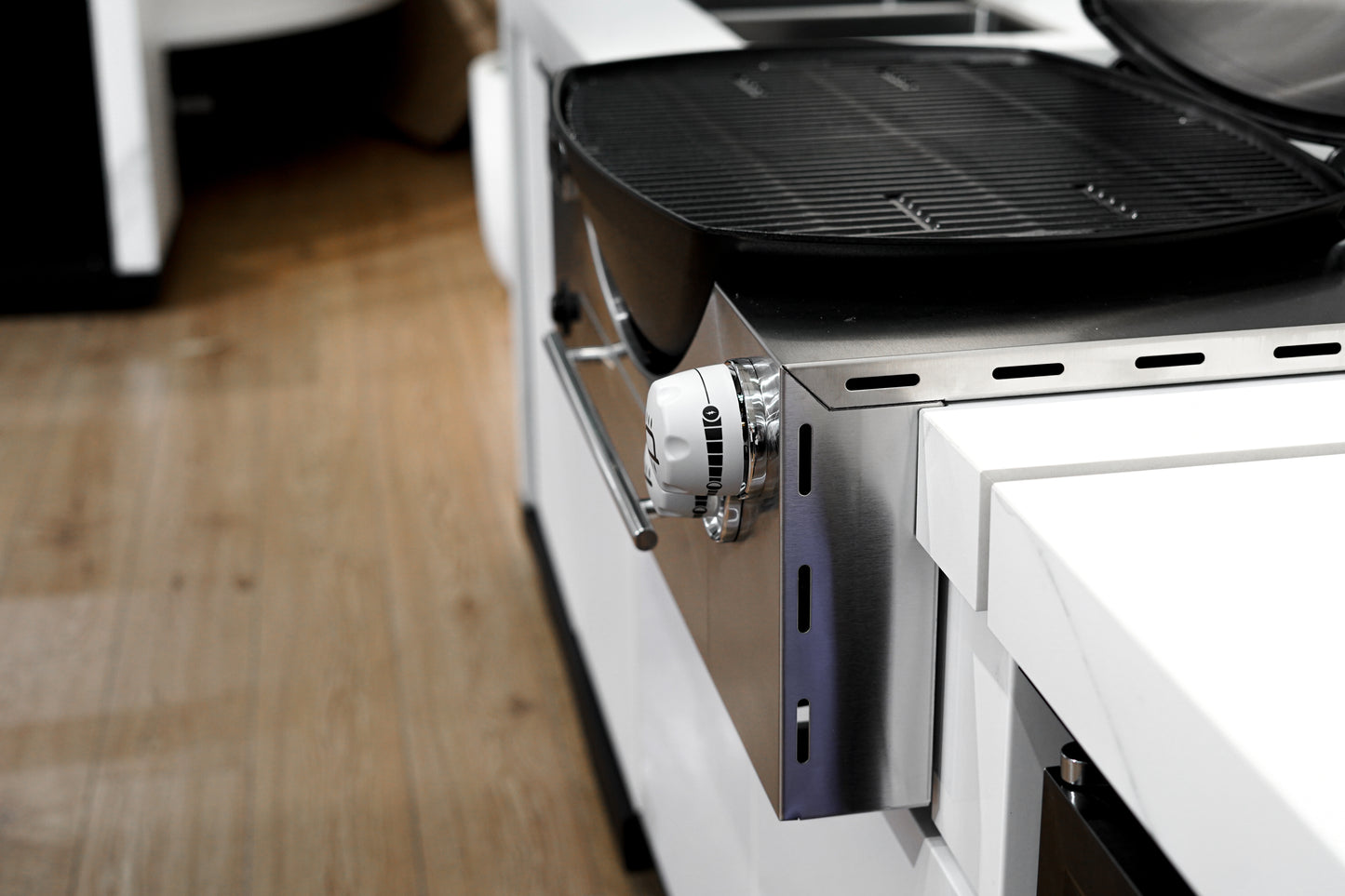 BBQ Cabinet Module Suit Weber Family Q Built In Premium Gas BBQ (Q3600) - Outdoor Kitchen