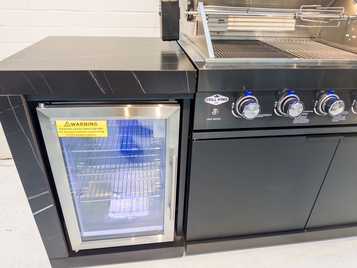 Floor Stock Rockpool Black 4B + Wok: Designer Black Outdoor BBQ Kitchen Package inc Fridge & Sink
