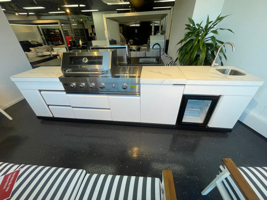 Floor Stock White 4B + Wok Felix BBQ Kitchen with Storage, Fridge & Sink + Additional Storage Cabinet