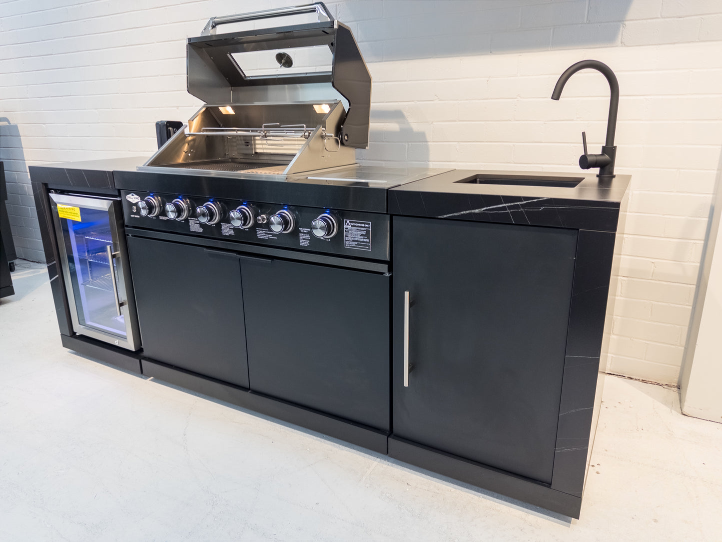 Floor Stock Rockpool Black 4B + Wok: Designer Black Outdoor BBQ Kitchen Package inc Fridge & Sink
