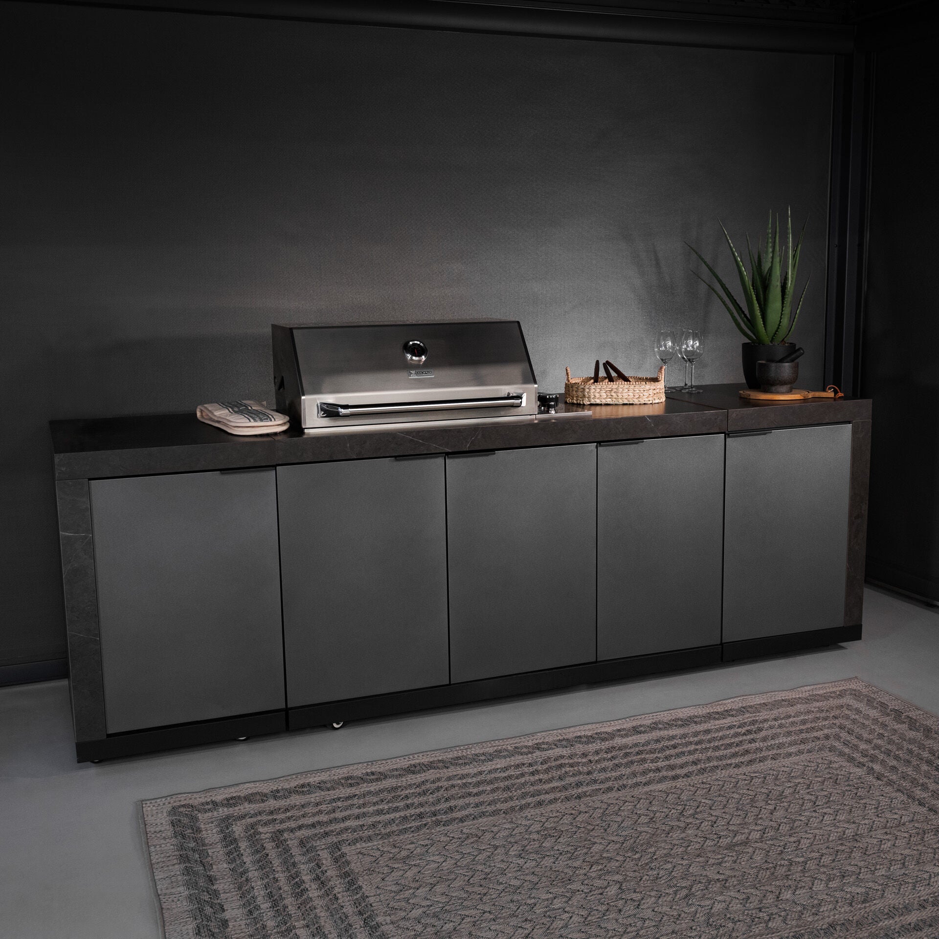 6-Burner Teppanyaki Outdoor BBQ Kitchen, Sintered Stone Benchtop and Cabinetry