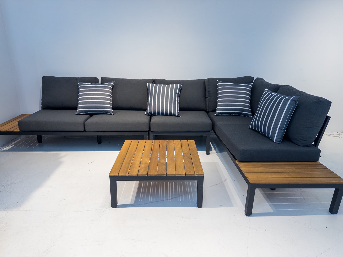 Outdoor Havana Package In Black - Outdoor Aluminum & Acacia Modular Corner Lounge Black Aluminium with Black Fabric