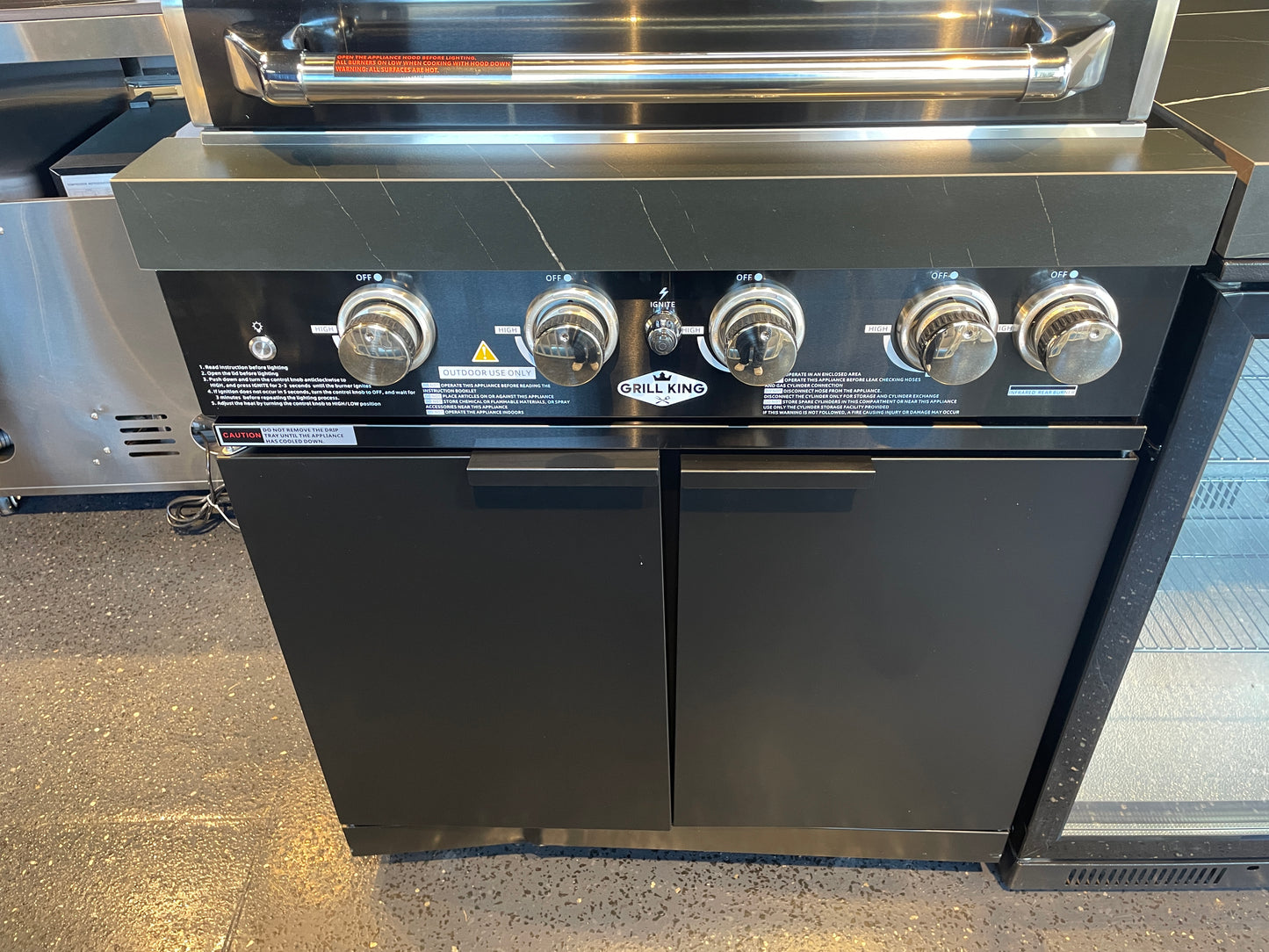 Floor Stock Rockpool Black 4B Outdoor BBQ Kitchen inc Sintered Stone Benchtop & Aluminium Cabinetry