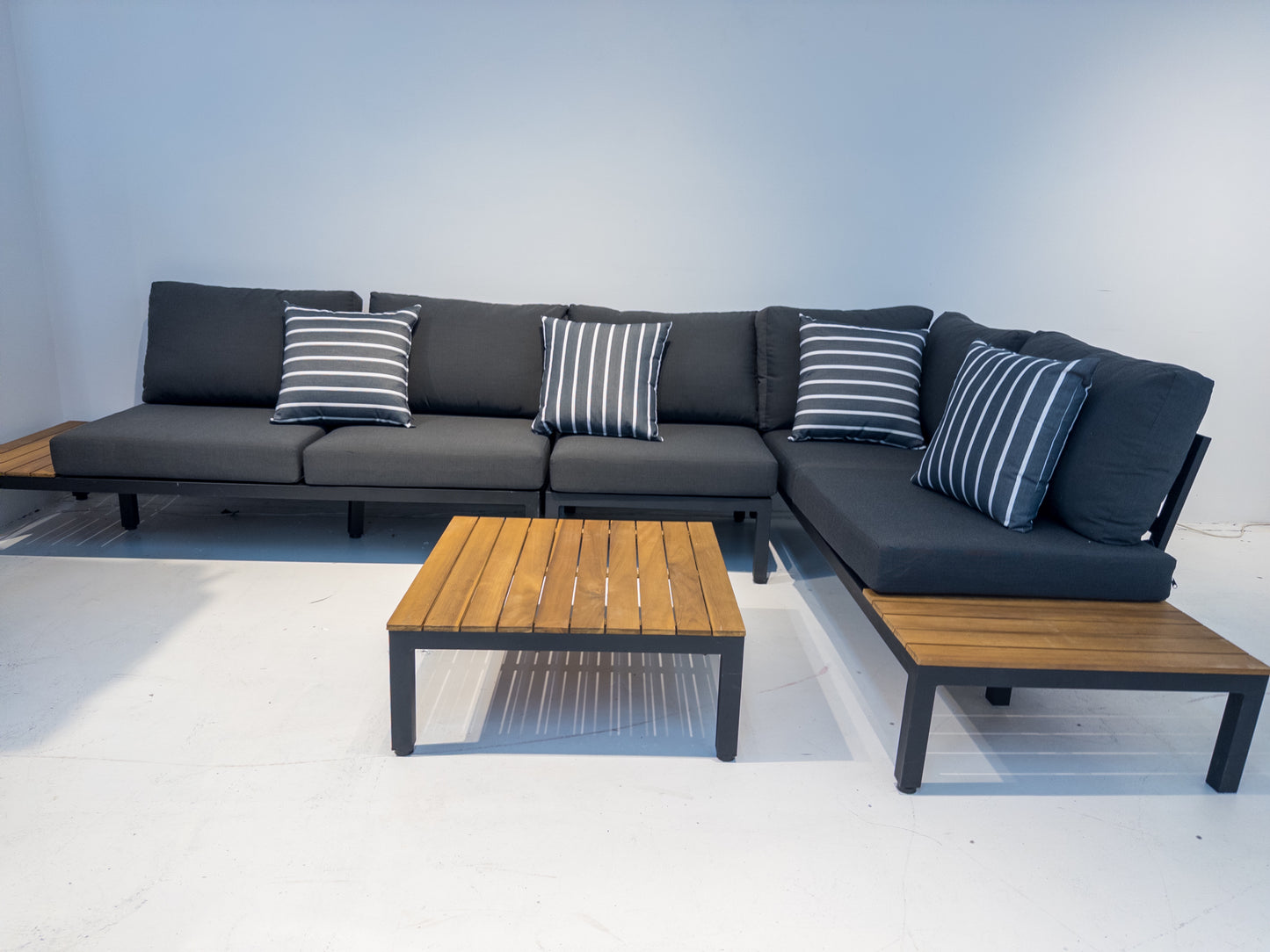 Outdoor Havana Package In Black - Outdoor Aluminum & Acacia Modular Corner Lounge Black Aluminium with Black Fabric