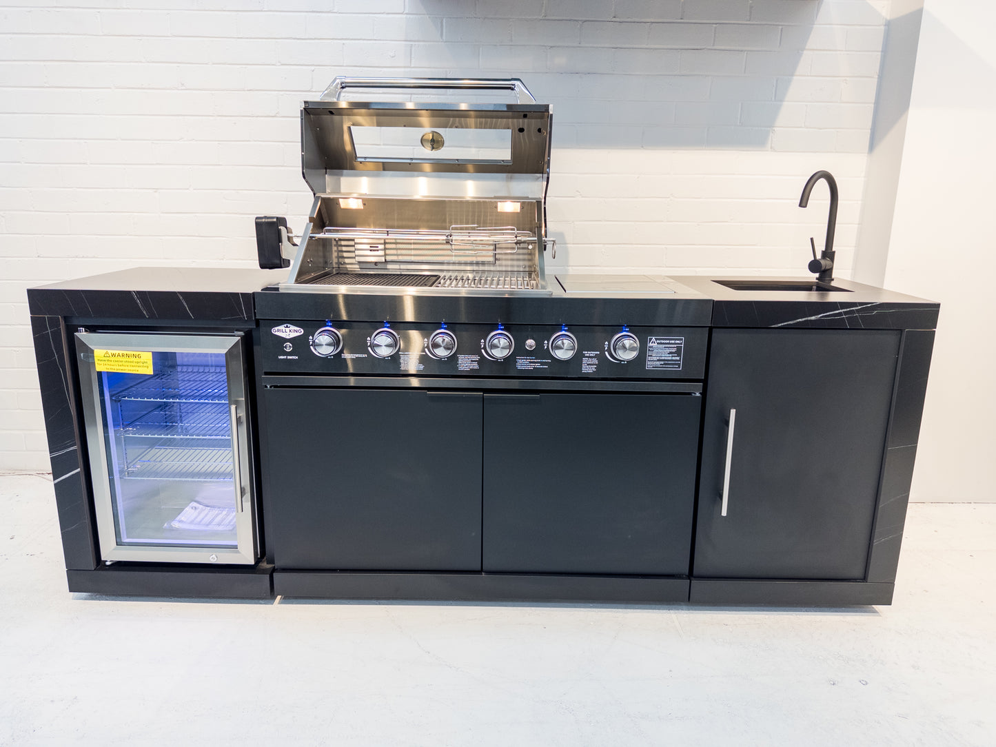Floor Stock Rockpool Black 4B + Wok: Designer Black Outdoor BBQ Kitchen Package inc Fridge & Sink