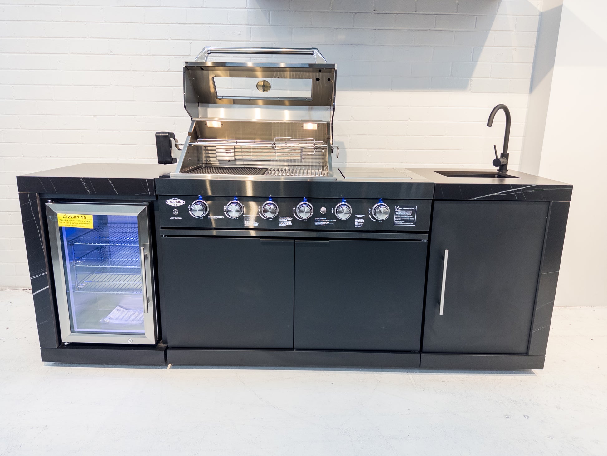 Floor Stock Rockpool Black 4B + Wok: Designer Black Outdoor BBQ Kitchen Package inc Fridge & Sink