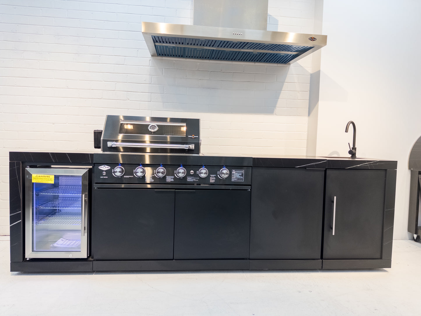 Floor Stock Rockpool Black 4B + Wok: Designer Black Outdoor BBQ Kitchen Package inc Fridge & Sink