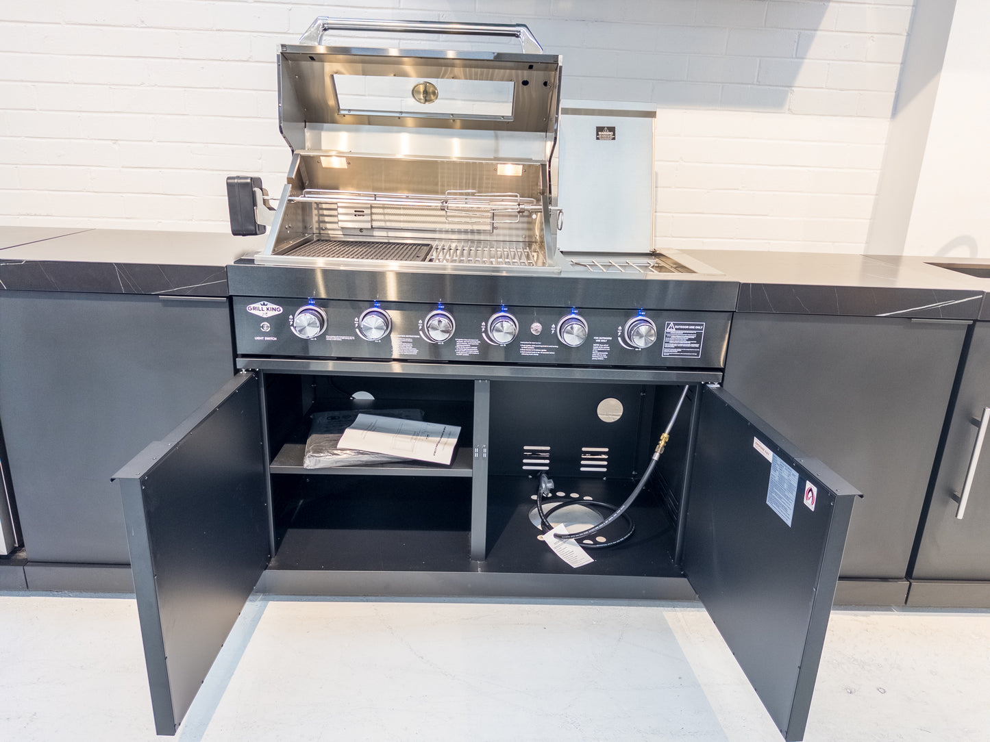 Floor Stock Rockpool Black 4B + Wok: Designer Black Outdoor BBQ Kitchen Package inc Fridge & Sink