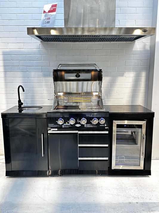 Floor stock 2M Kingsley 4 Burner Non Wok Black Stainless Steel BBQ Package