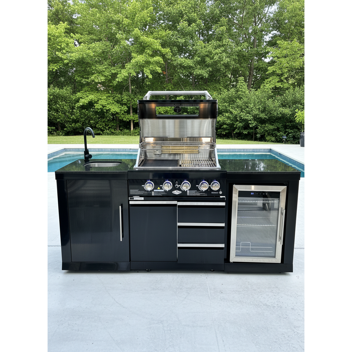 Floor stock 2M Kingsley 4 Burner Non Wok Black Stainless Steel BBQ Package