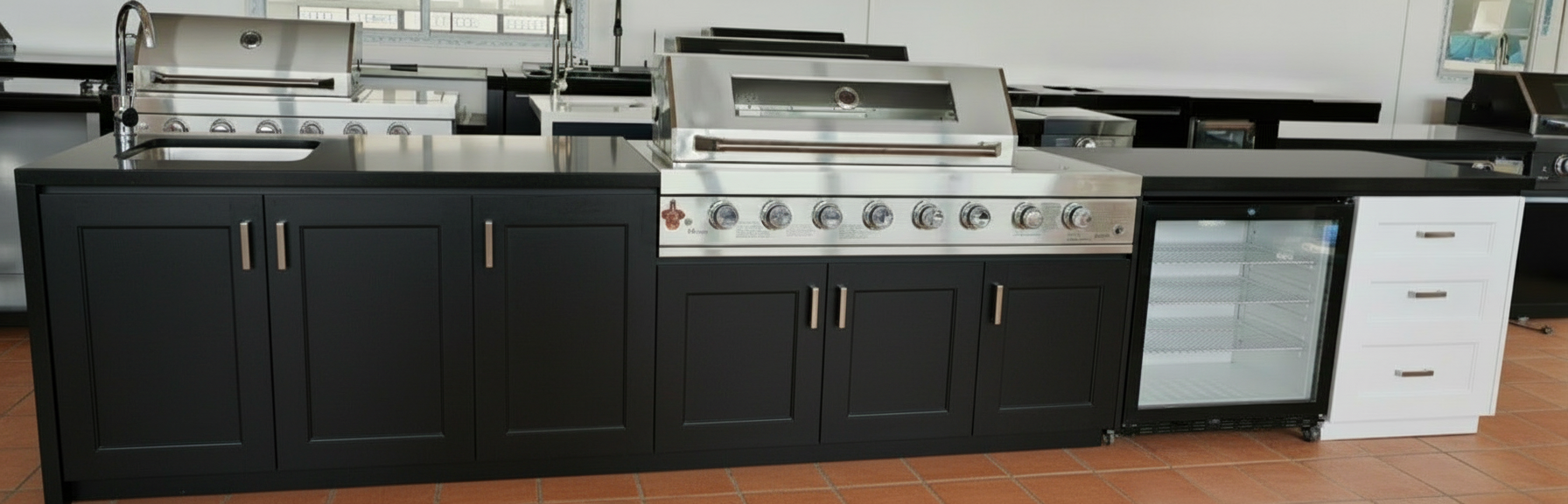 Grill King Signature Series Outdoor BBQ Kitchen Package | White Stone, Aluminium Cabinet Finish Inc Grill King 6B Built-In BBQ + Rotisserie