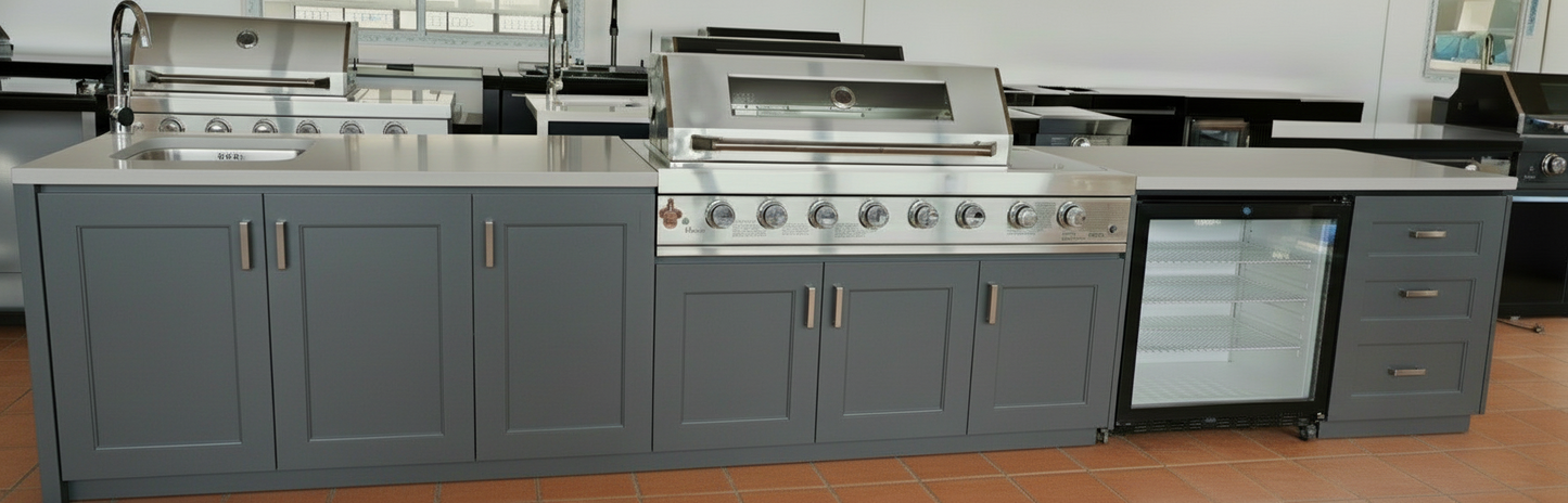 Grill King Signature Series Outdoor BBQ Kitchen Package | White Stone, Aluminium Cabinet Finish Inc Grill King 6B Built-In BBQ + Rotisserie