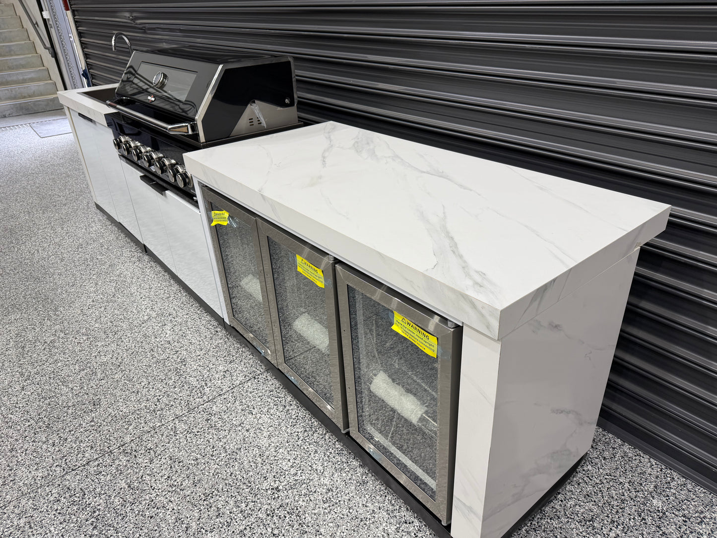 Floor Stock Rockpool 6-Burner Outdoor Kitchen with 2DR Sink & 3DR Fridge