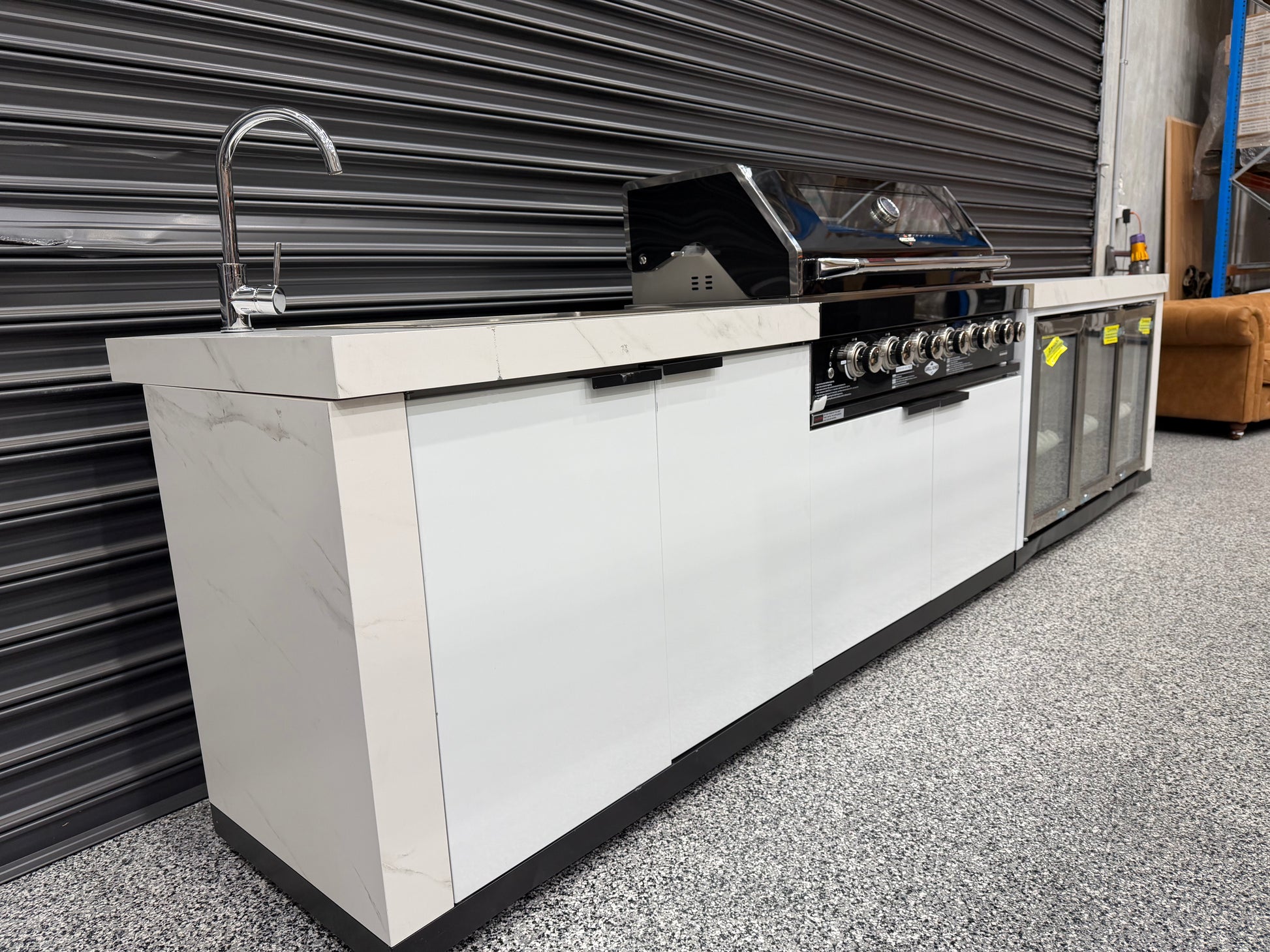 Floor Stock Rockpool 6-Burner Outdoor Kitchen with 2DR Sink & 3DR Fridge