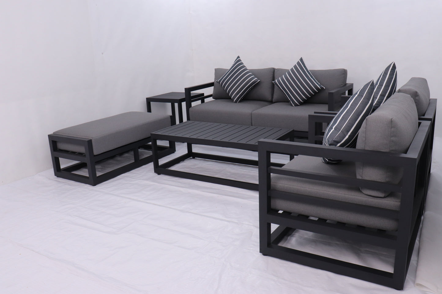 7 Piece Charcoal Aluminium Hampton Style Outdoor Furniture Lounge Set Weather Resistant 3 Seater, 1+1 + Coffee Table & 2x Side tables