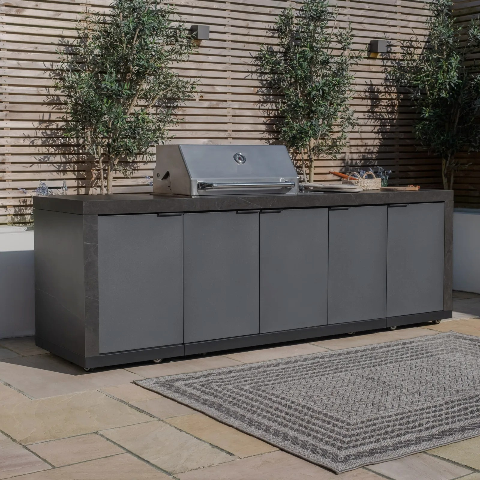 6-Burner Teppanyaki Outdoor BBQ Kitchen, Sintered Stone Benchtop and Cabinetry