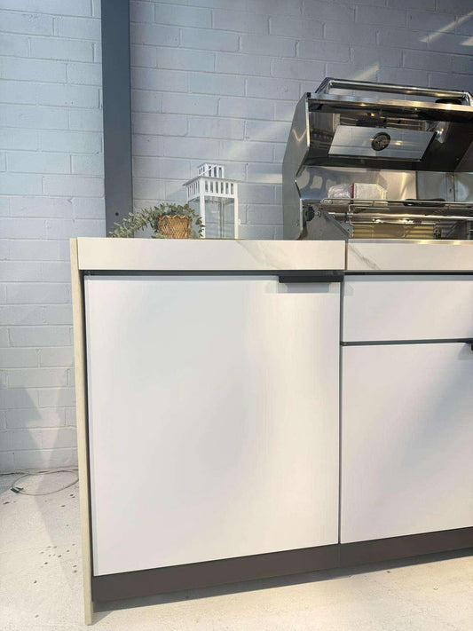 SIDE TILE SUITABLE FOR ROCKPOOL BBQ